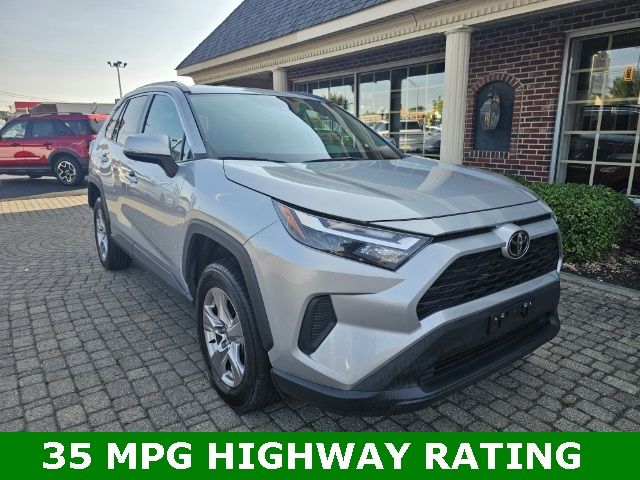 2022 Toyota RAV4 XLE