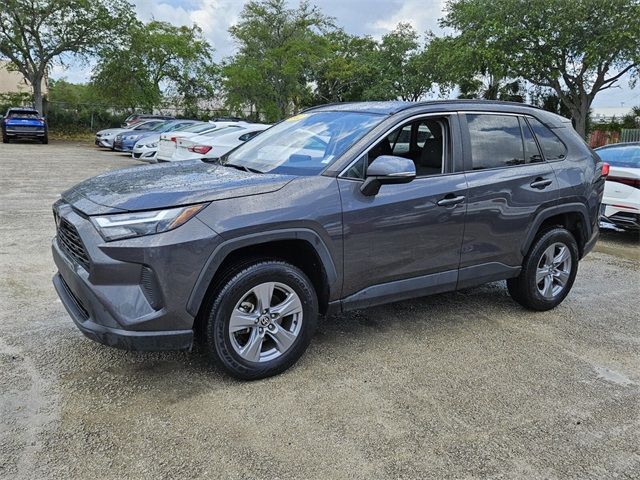 2022 Toyota RAV4 XLE