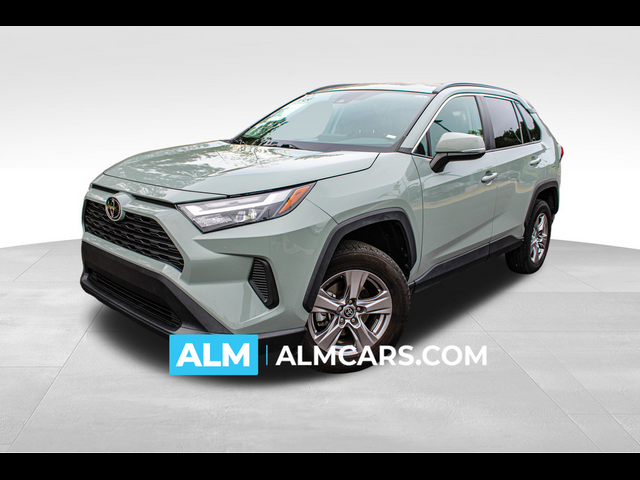 2022 Toyota RAV4 XLE