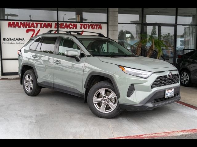 2022 Toyota RAV4 XLE