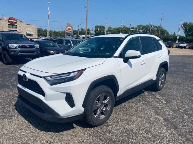 2022 Toyota RAV4 XLE