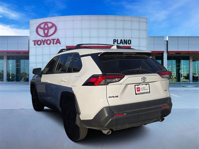 2022 Toyota RAV4 XLE