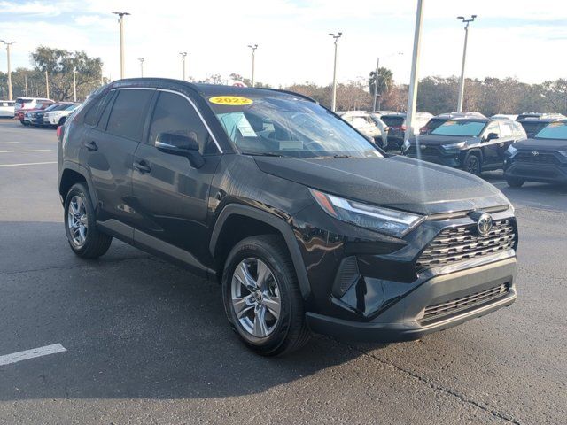 2022 Toyota RAV4 XLE