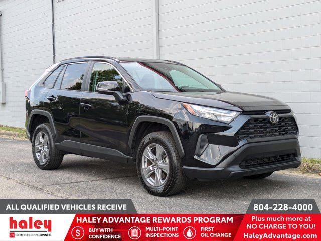 2022 Toyota RAV4 XLE