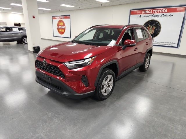 2022 Toyota RAV4 XLE