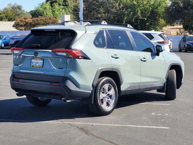 2022 Toyota RAV4 XLE