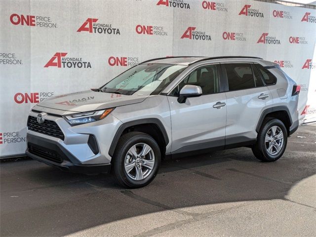 2022 Toyota RAV4 XLE