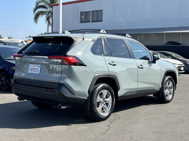 2022 Toyota RAV4 XLE