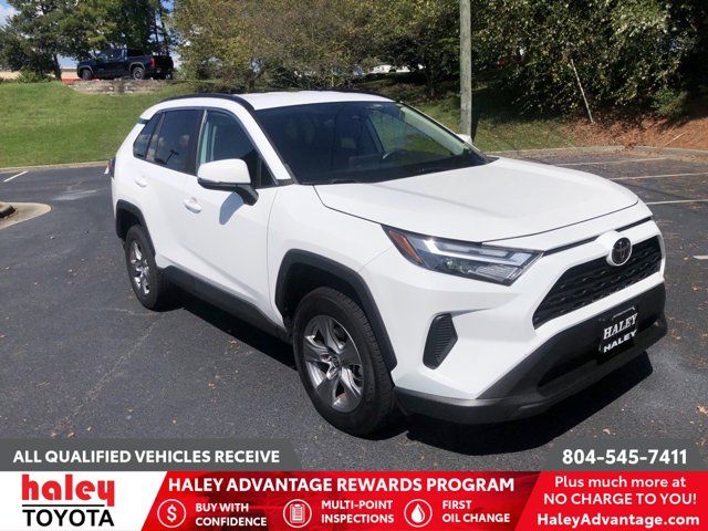 2022 Toyota RAV4 XLE