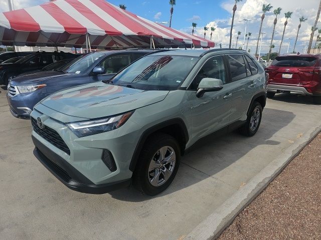 2022 Toyota RAV4 XLE