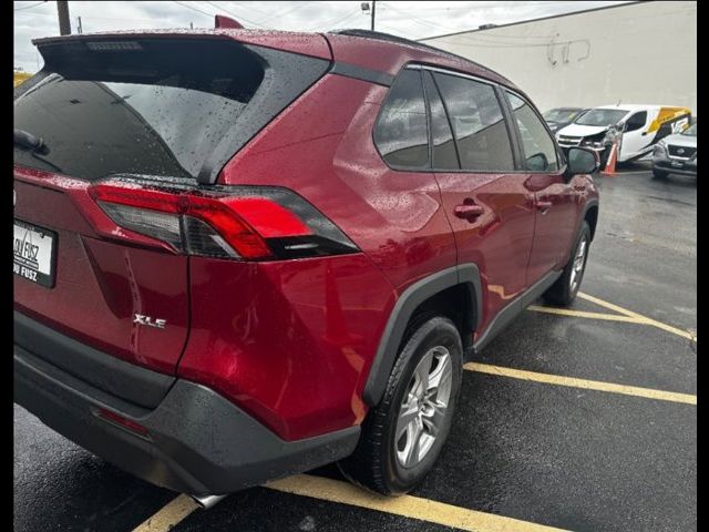 2022 Toyota RAV4 XLE