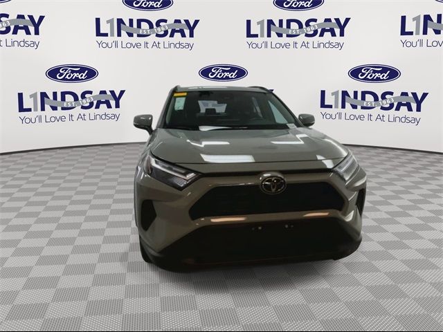 2022 Toyota RAV4 XLE