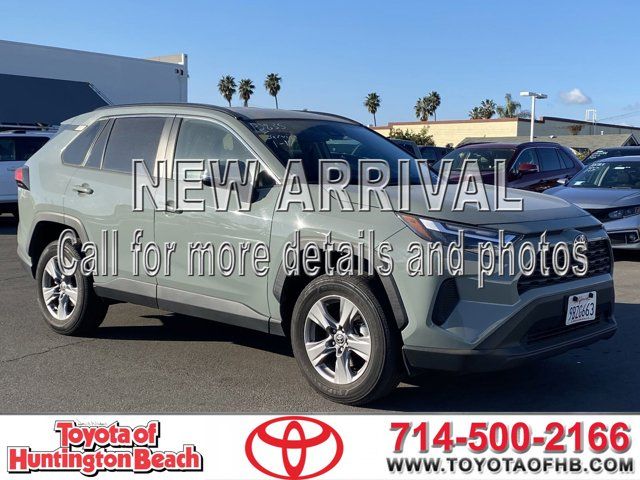 2022 Toyota RAV4 XLE