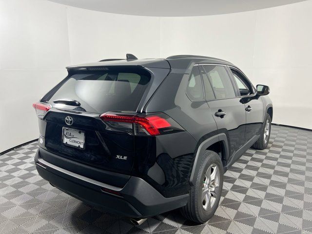 2022 Toyota RAV4 XLE