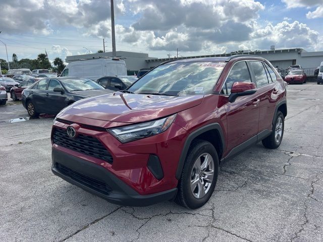 2022 Toyota RAV4 XLE