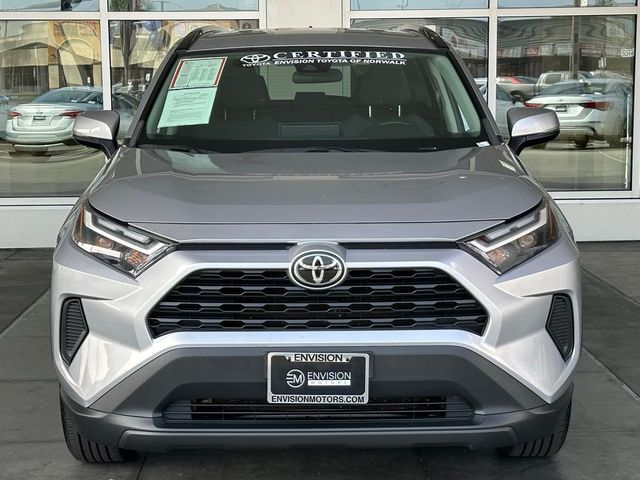 2022 Toyota RAV4 XLE