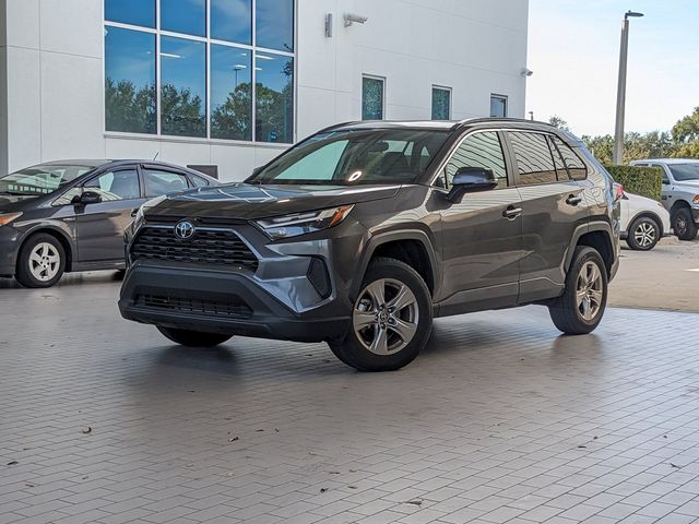 2022 Toyota RAV4 XLE