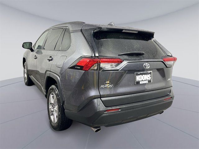 2022 Toyota RAV4 XLE