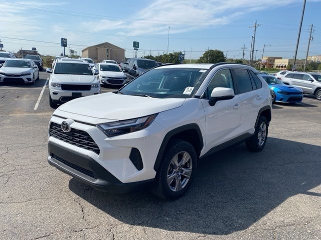 2022 Toyota RAV4 XLE