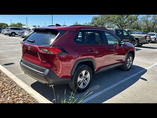 2022 Toyota RAV4 XLE