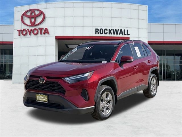 2022 Toyota RAV4 XLE