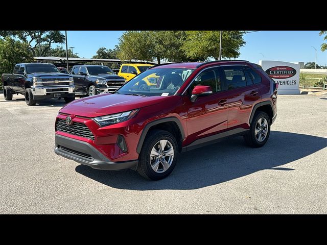 2022 Toyota RAV4 XLE