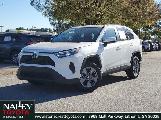 2022 Toyota RAV4 XLE