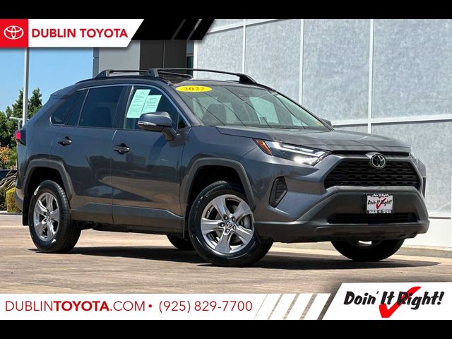 2022 Toyota RAV4 XLE