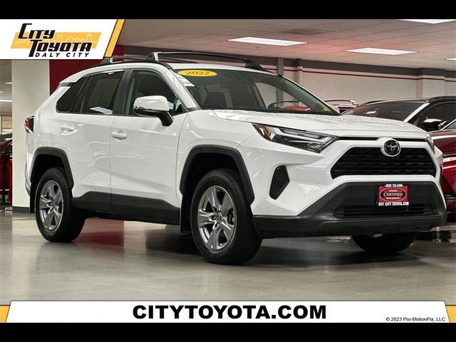 2022 Toyota RAV4 XLE