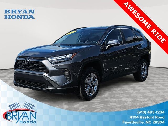 2022 Toyota RAV4 XLE