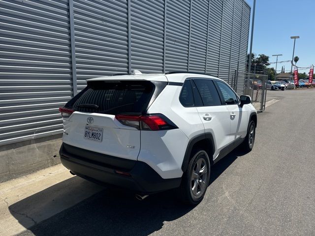 2022 Toyota RAV4 XLE