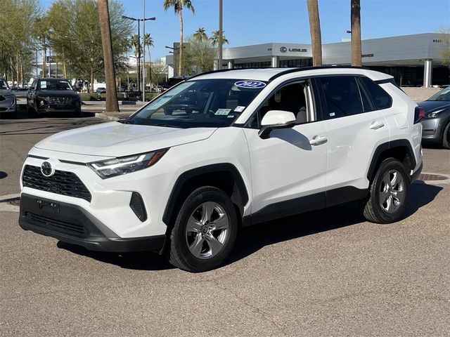 2022 Toyota RAV4 XLE