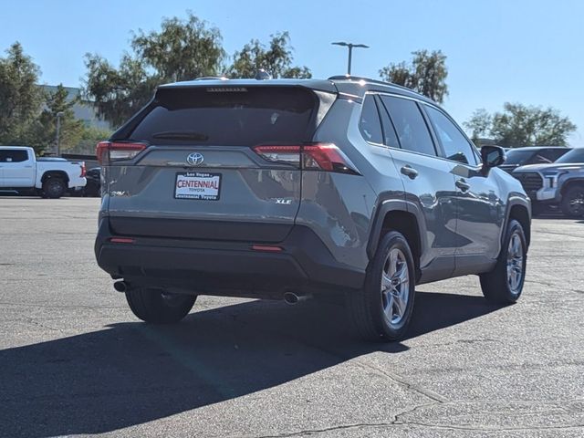 2022 Toyota RAV4 XLE