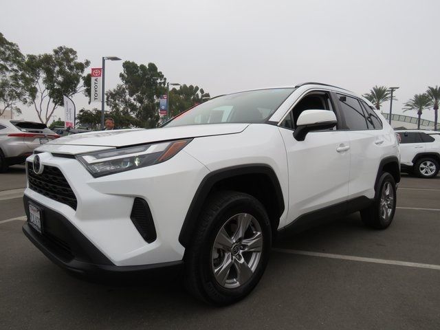 2022 Toyota RAV4 XLE