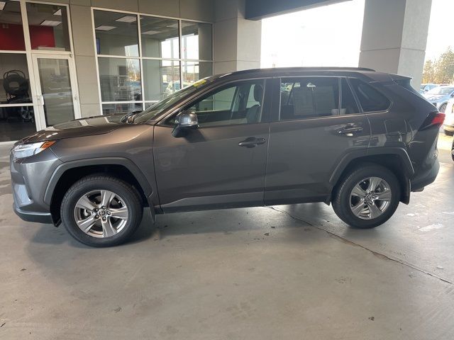 2022 Toyota RAV4 XLE