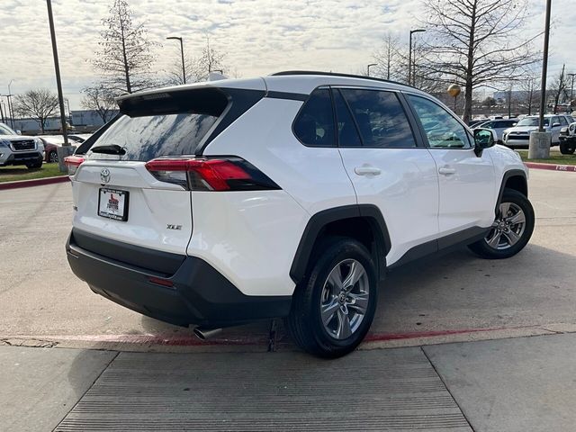 2022 Toyota RAV4 XLE