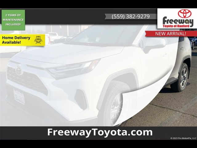 2022 Toyota RAV4 XLE