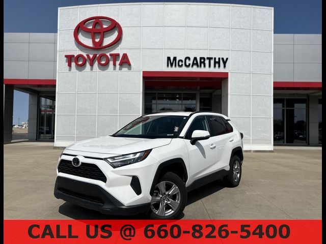 2022 Toyota RAV4 XLE