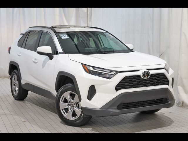 2022 Toyota RAV4 XLE