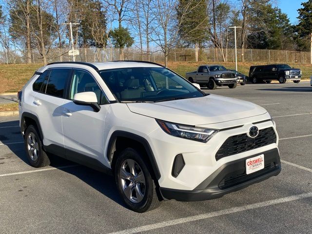 2022 Toyota RAV4 XLE