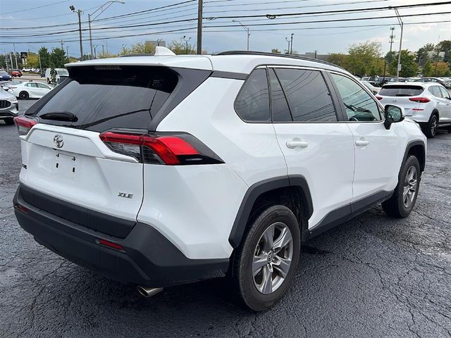 2022 Toyota RAV4 XLE