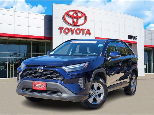 2022 Toyota RAV4 XLE