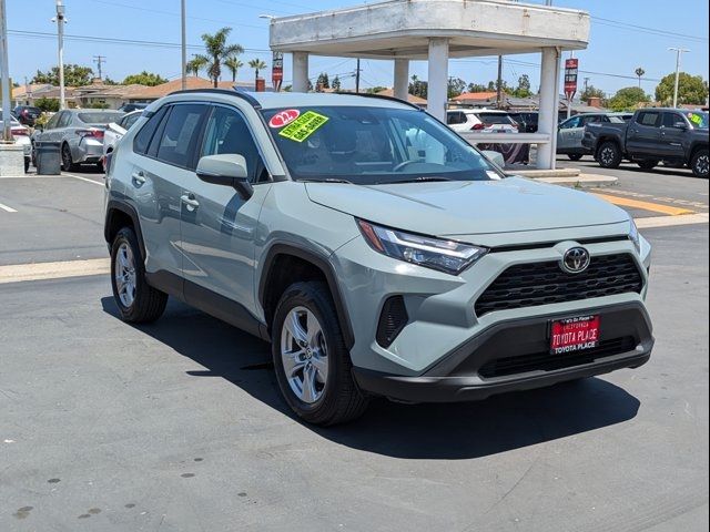 2022 Toyota RAV4 XLE