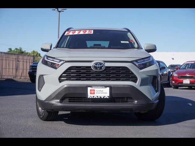 2022 Toyota RAV4 XLE