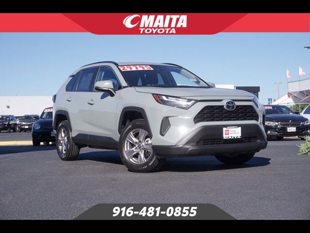 2022 Toyota RAV4 XLE