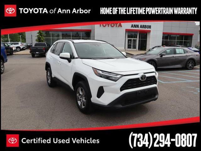 2022 Toyota RAV4 XLE