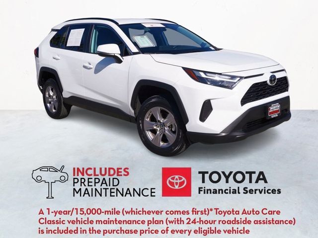 2022 Toyota RAV4 XLE