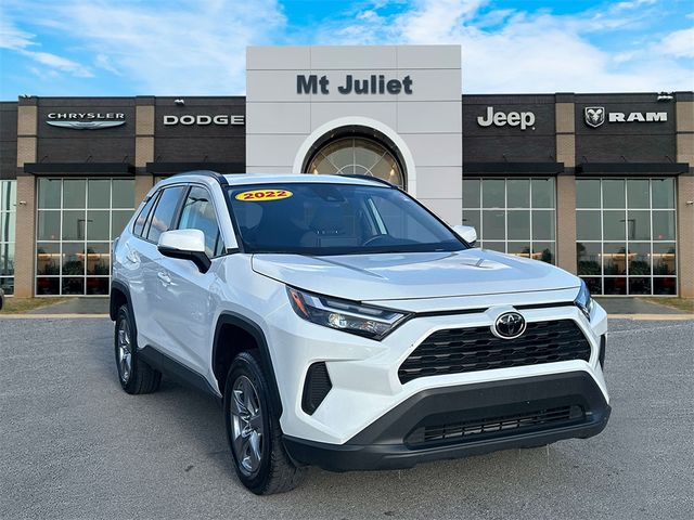 2022 Toyota RAV4 XLE