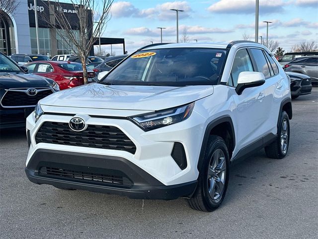 2022 Toyota RAV4 XLE