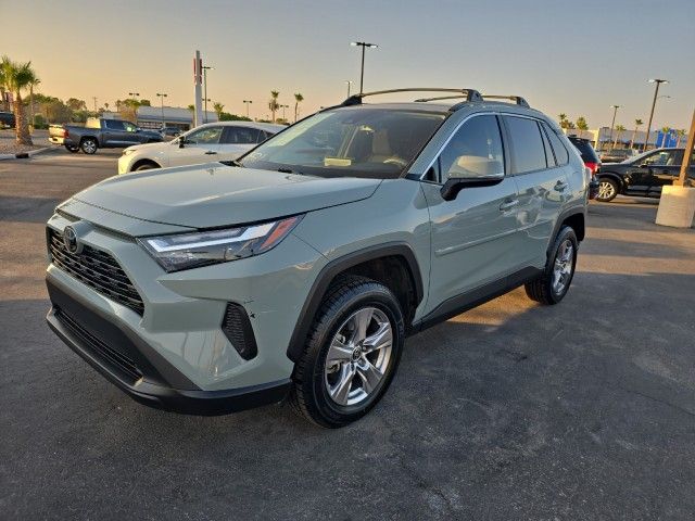 2022 Toyota RAV4 XLE